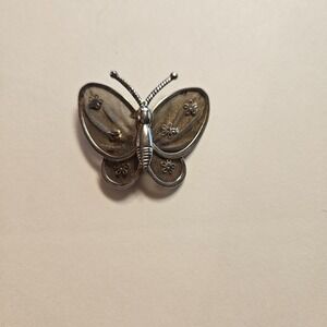 Silver Toned Mesh Butterfly Shaped Brooch Pendant